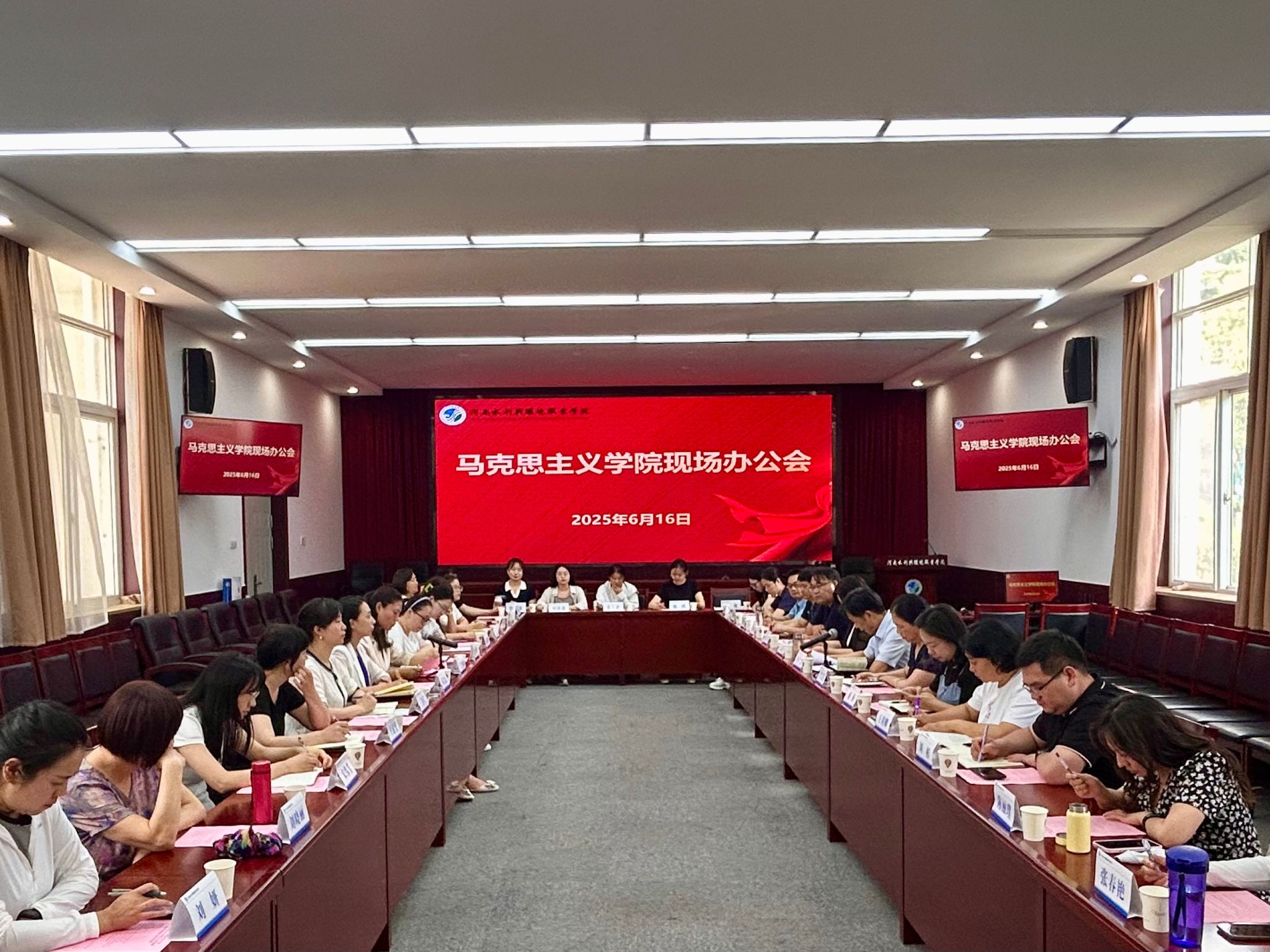 谈球吧体育app下载