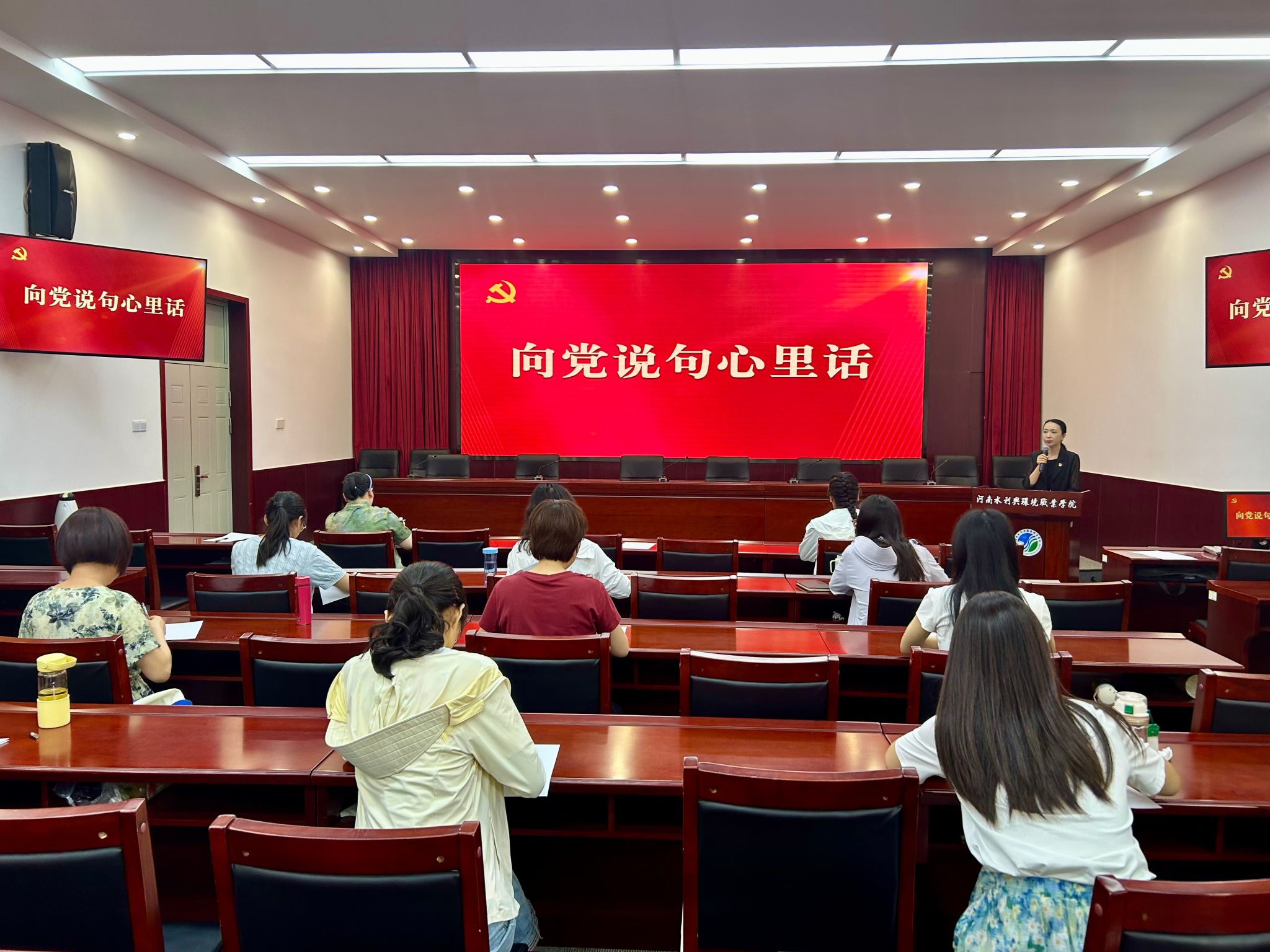 谈球吧体育app下载