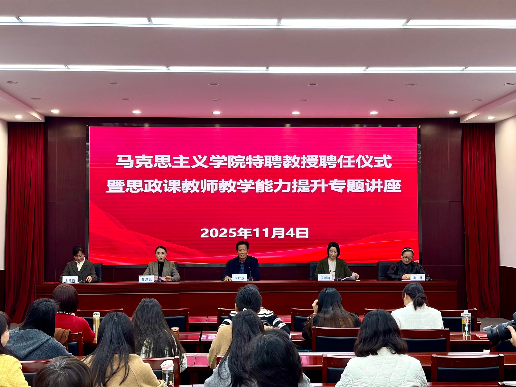 谈球吧体育app下载