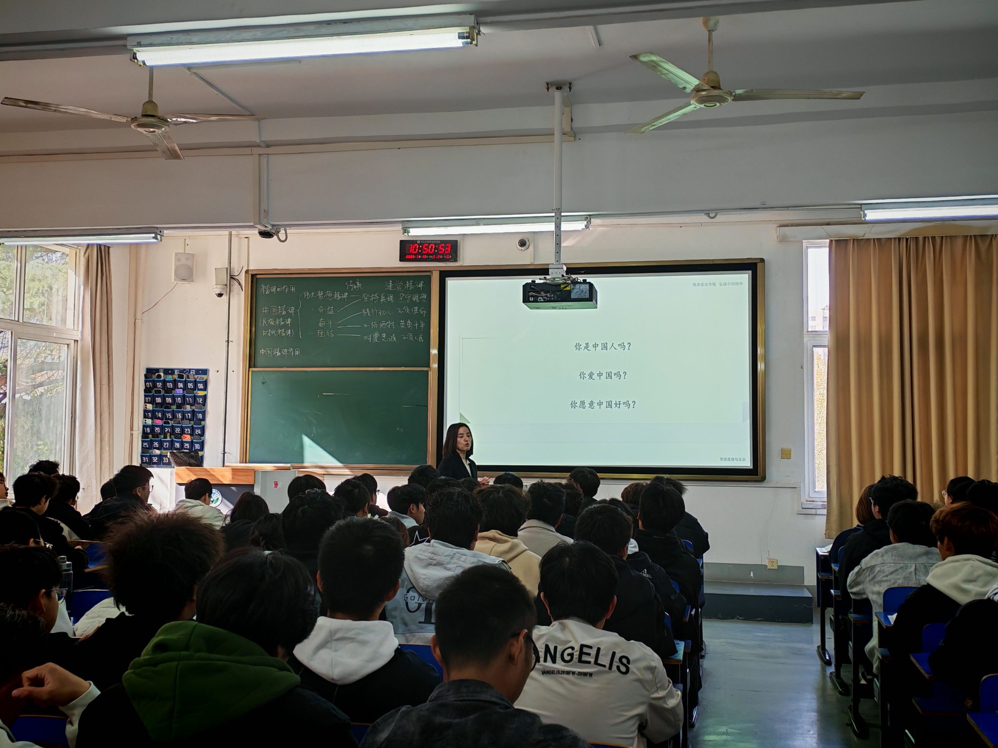 谈球吧体育app下载