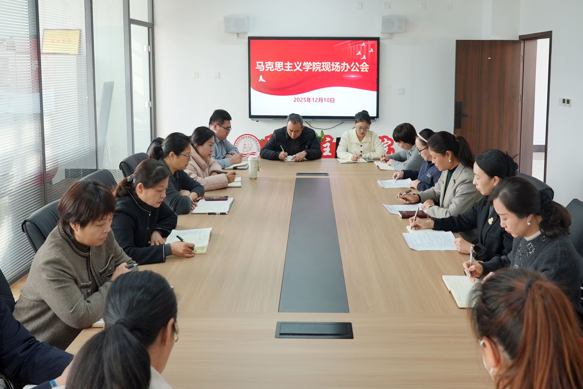 谈球吧体育app下载