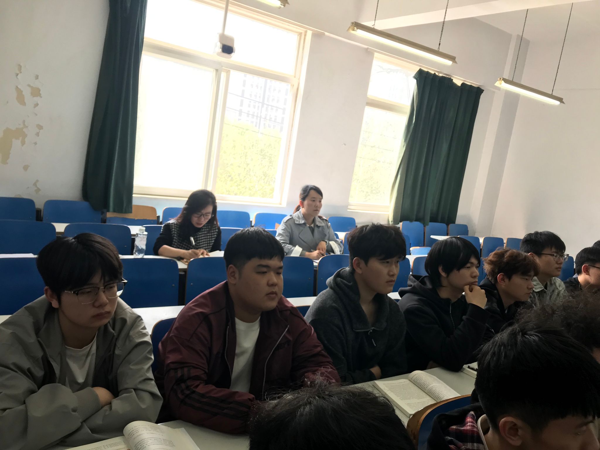 谈球吧体育app下载