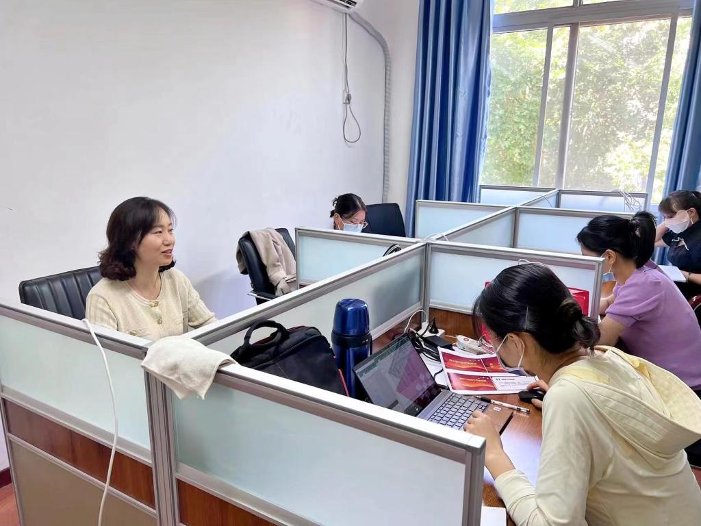 谈球吧体育app下载